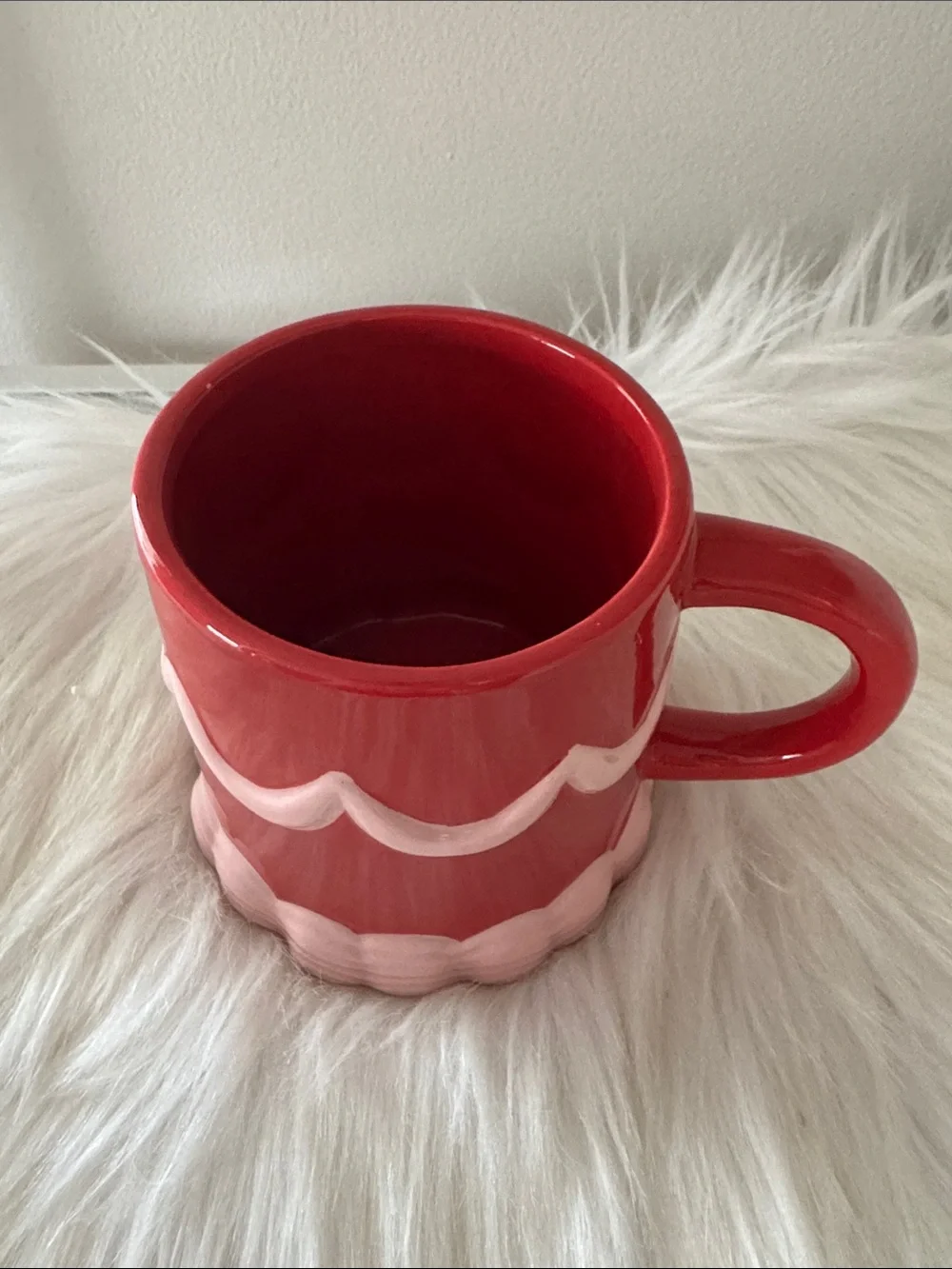 Target Bullseye Playground Valentine’s Day Red Frosted Cake Ceramic Mug